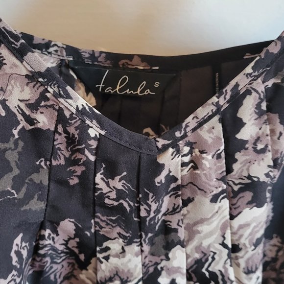 Aritzia Talula Camisole Blouse - Picture 2 of 2